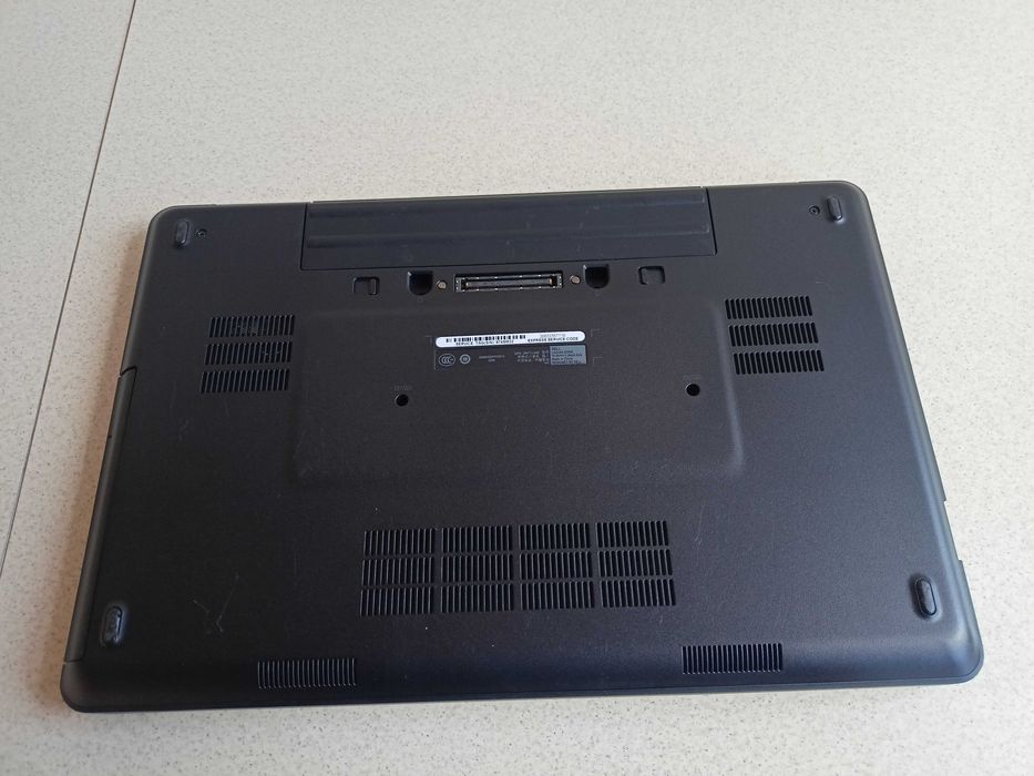 Elemente Dell Latitude E5540