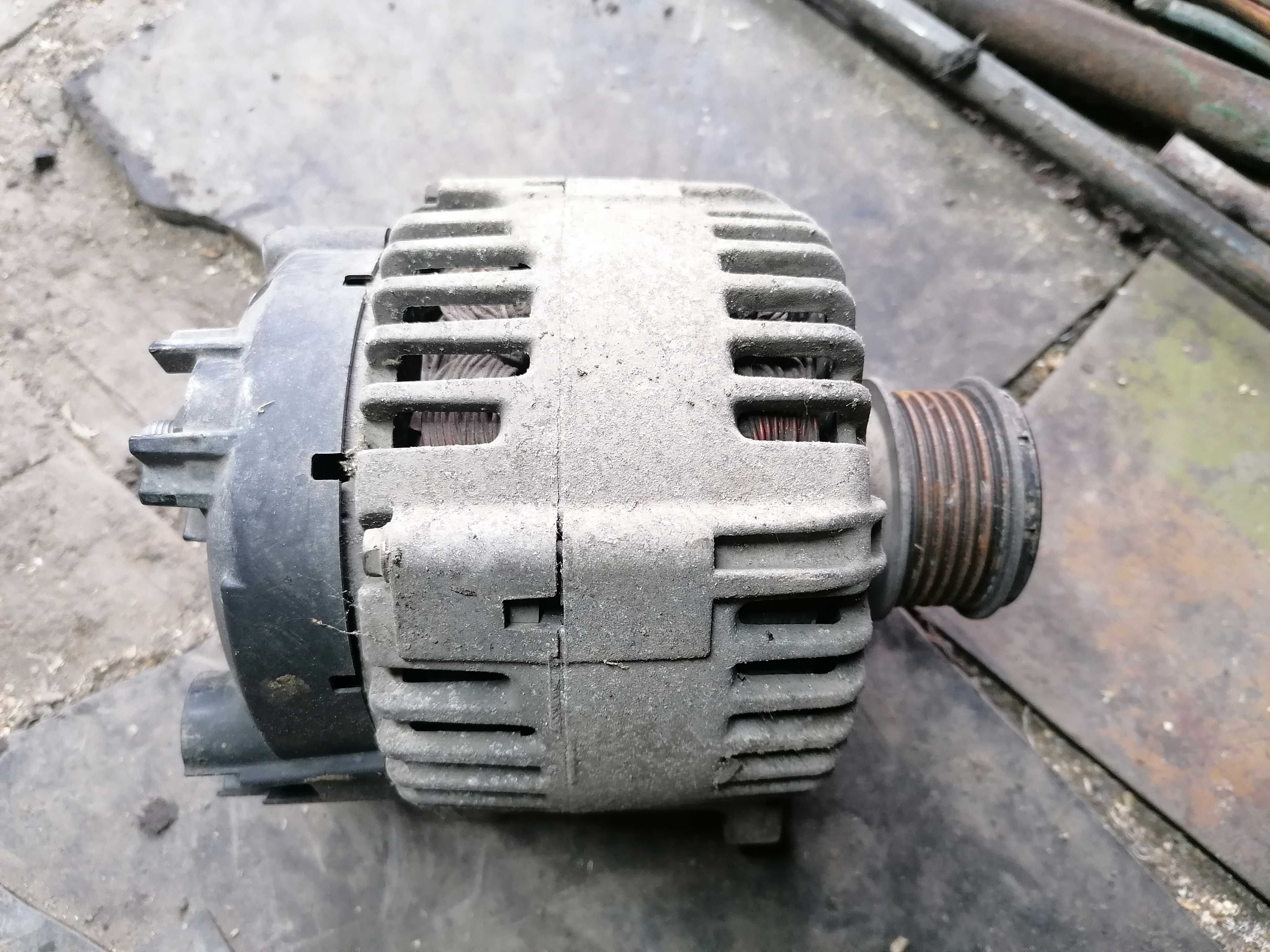 Генератор VW AUDI 06F 903 023 C Valeo 140 A, б/у