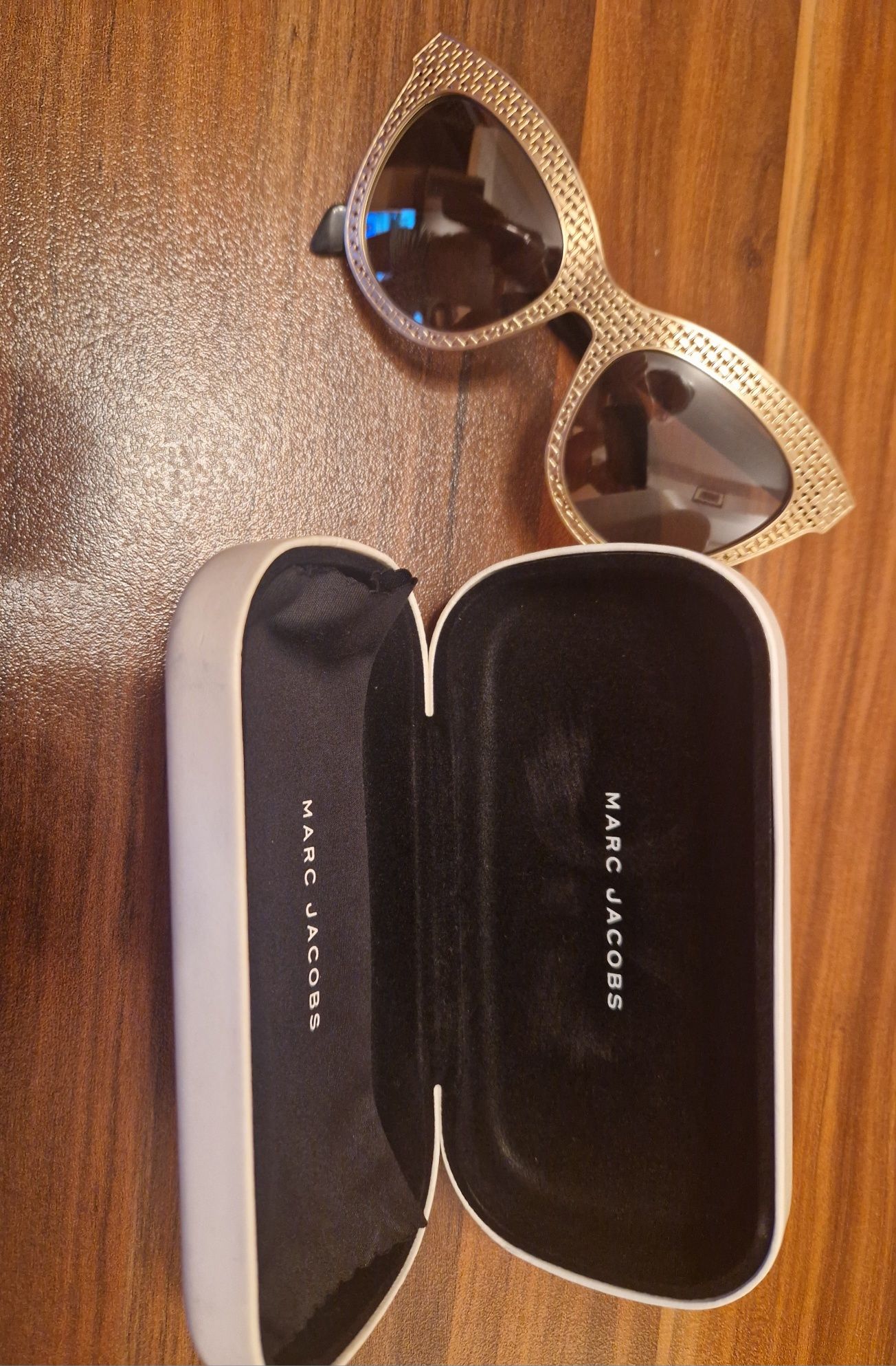 Слънчеви очила на Marc Jackobs и Armani
