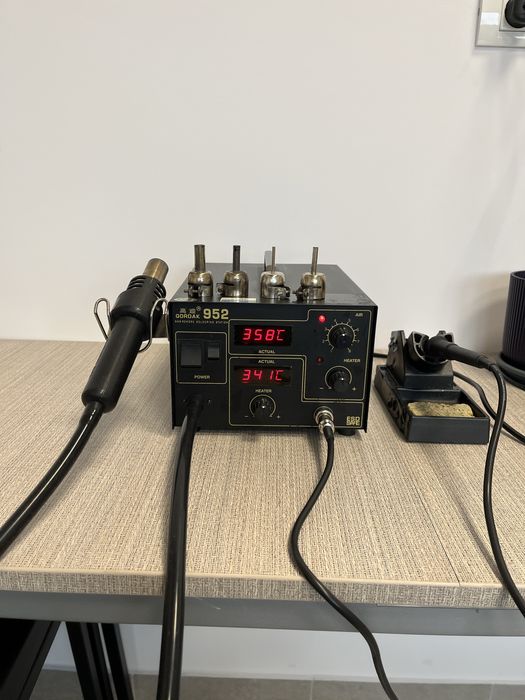 Statie de lipit cu aer cald si letcon Gordak 952