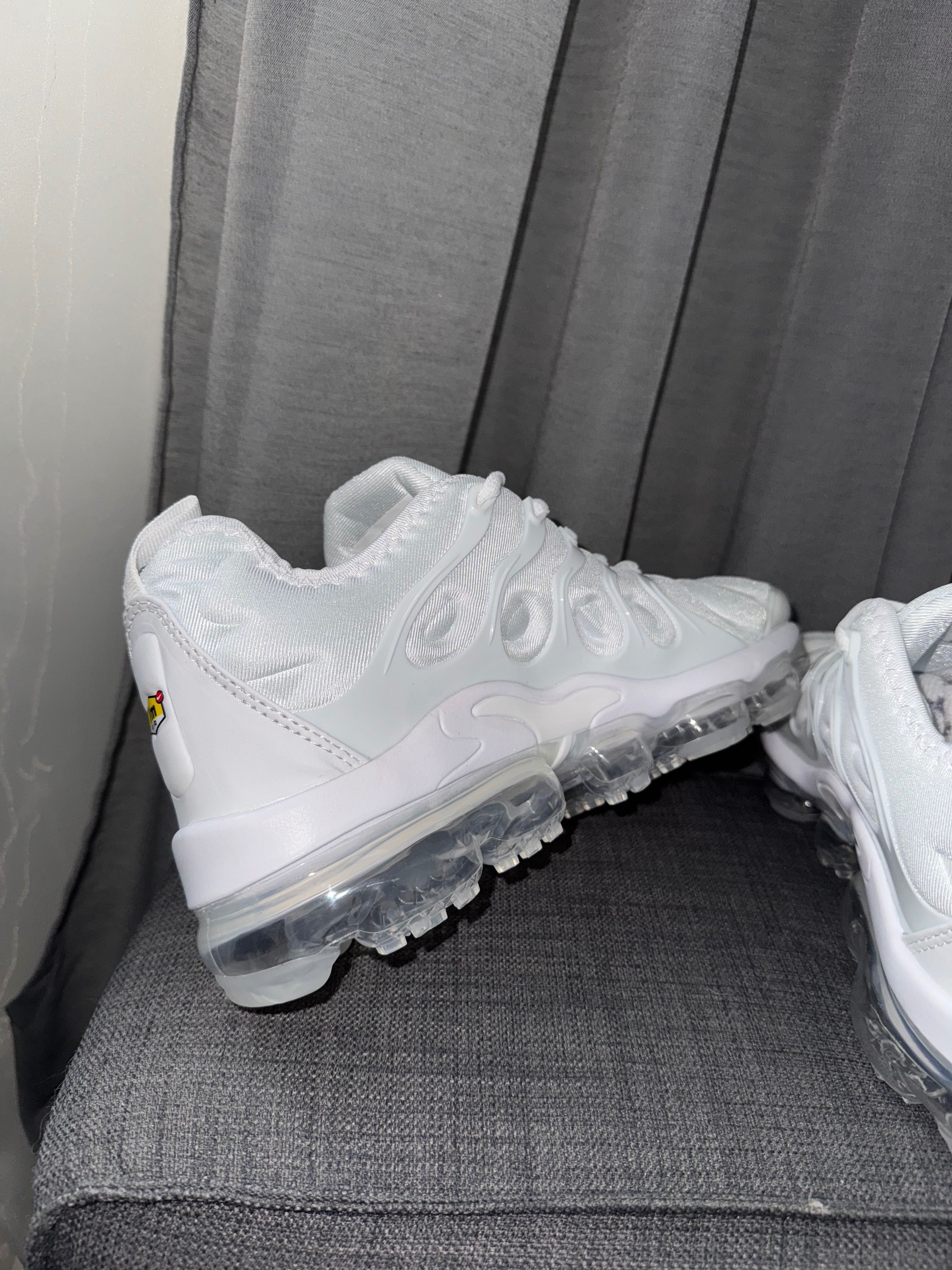 Nike Air VaporMax Plus - Нови