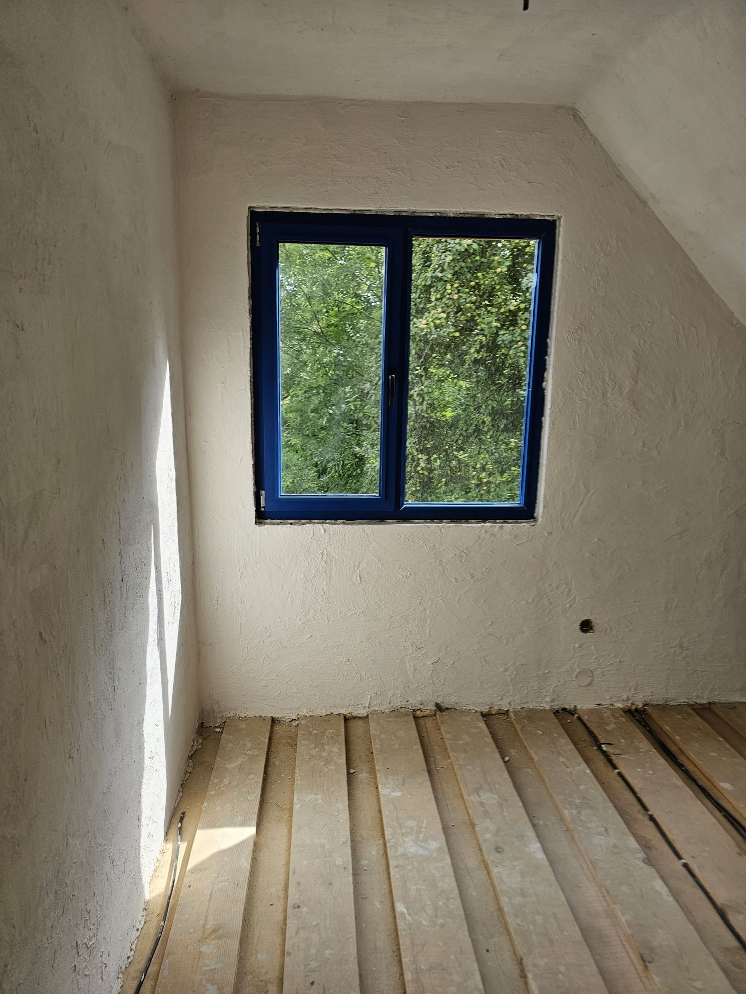 Usi ferestre lemn