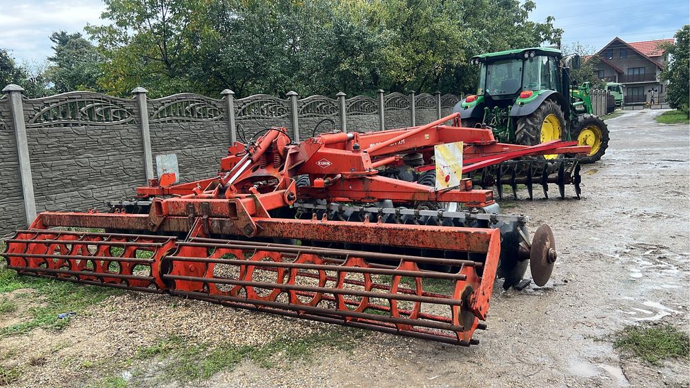 Vand  piese pt Disc Greu Kuhn Discovery  XM44 5 metri/ disc plug freza
