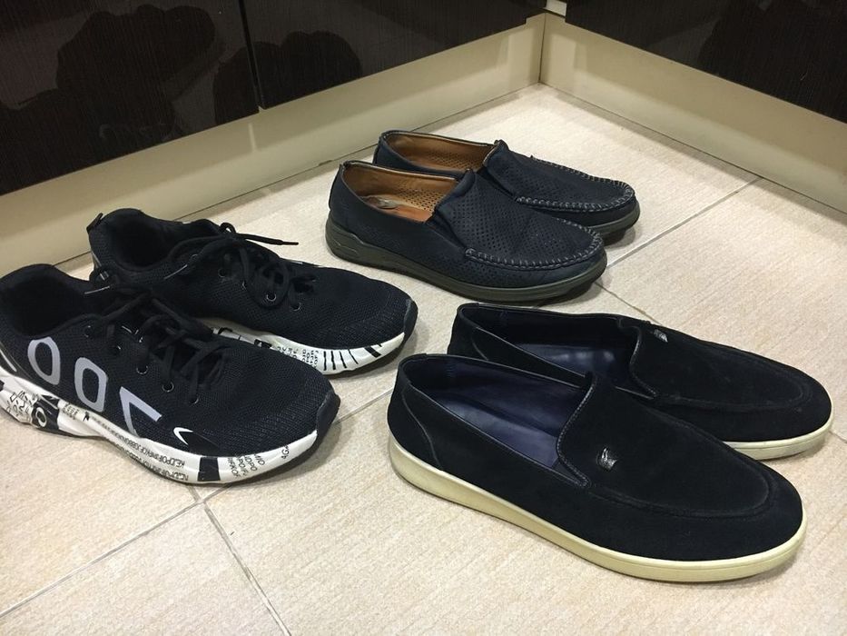 Мужские туфли42,41р ,кроссовки 44 р