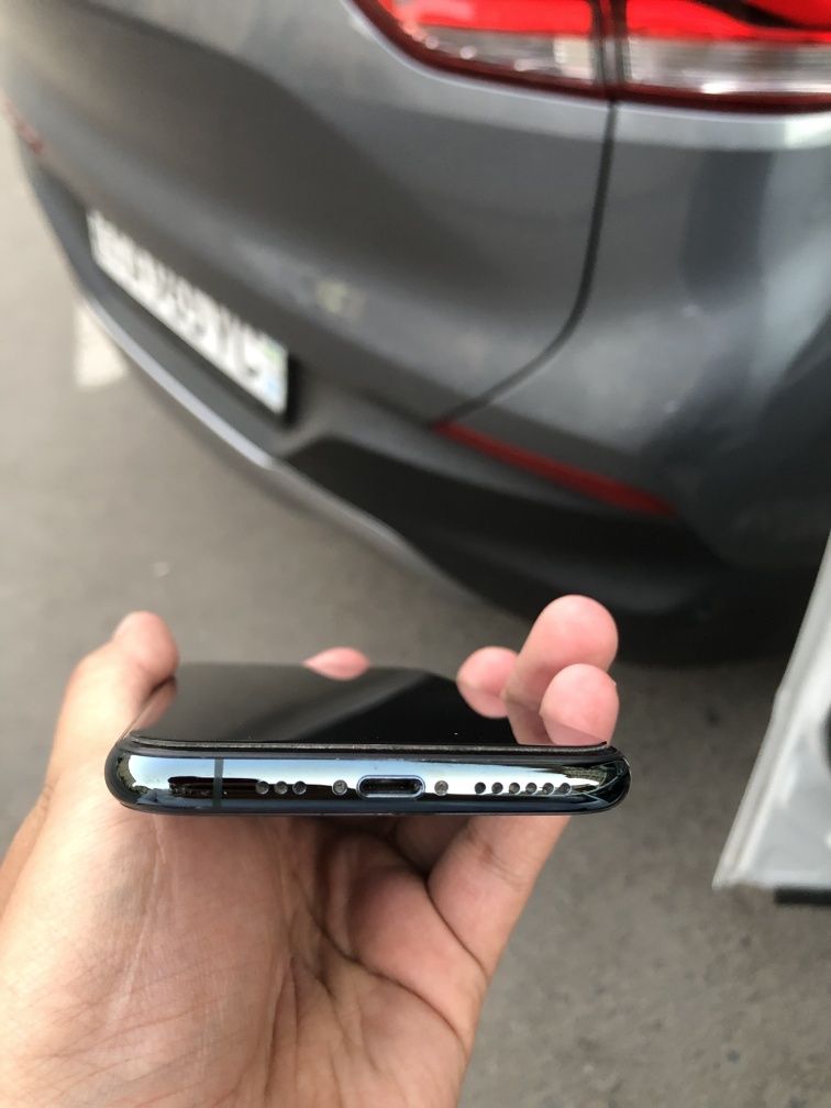 Iphone 11 pro 256 gb Sotiladi