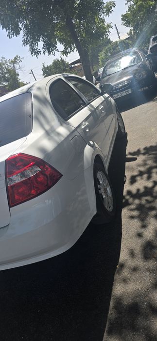 Srochna Nexia 3 4pozitsiya full avtomat karobka ideal