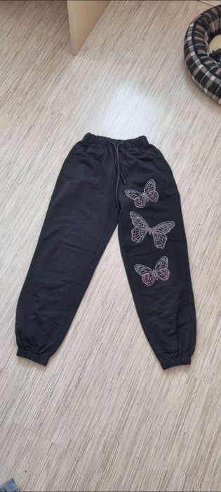 9 различни панталона М размер