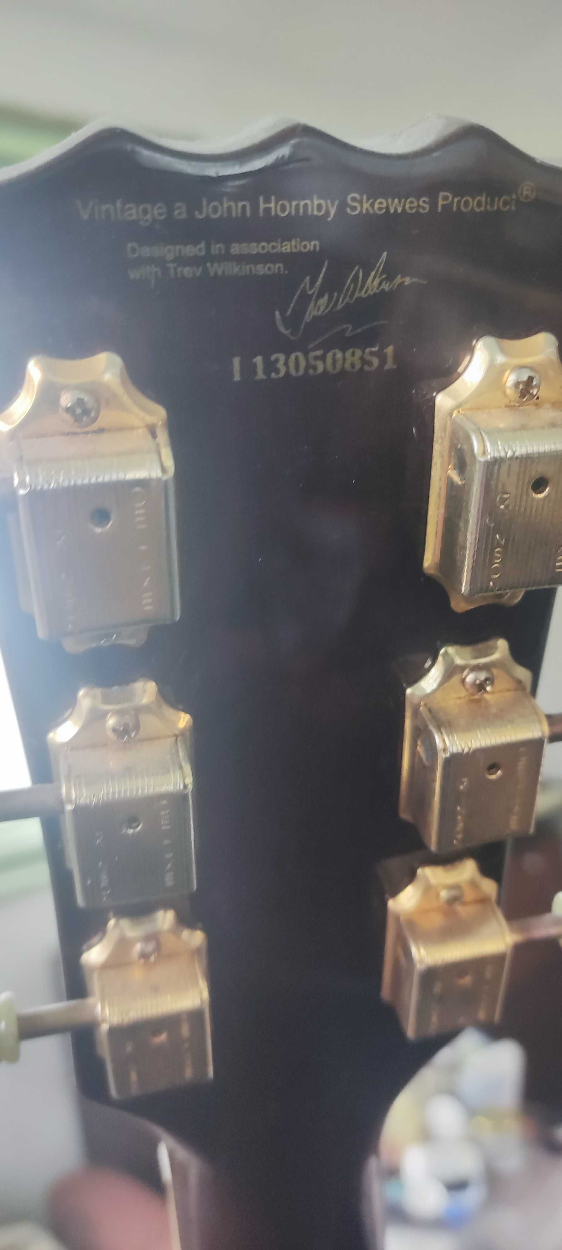 Vintage v100 tsb gold hardware