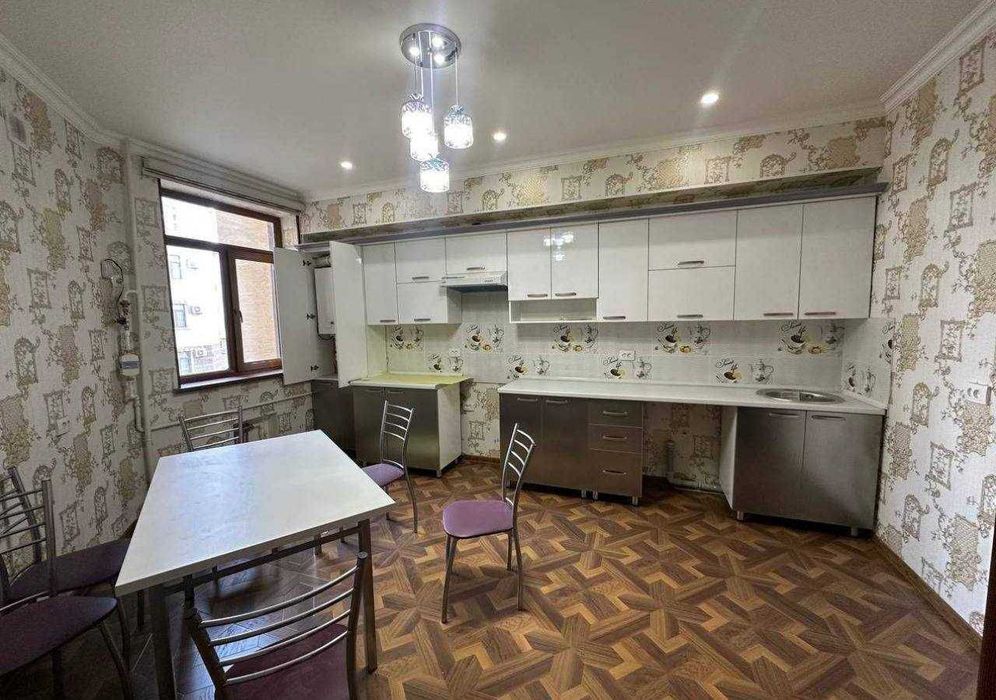 Продаётся 3х квартира на 2 этаж орр КРЫТЫЙ