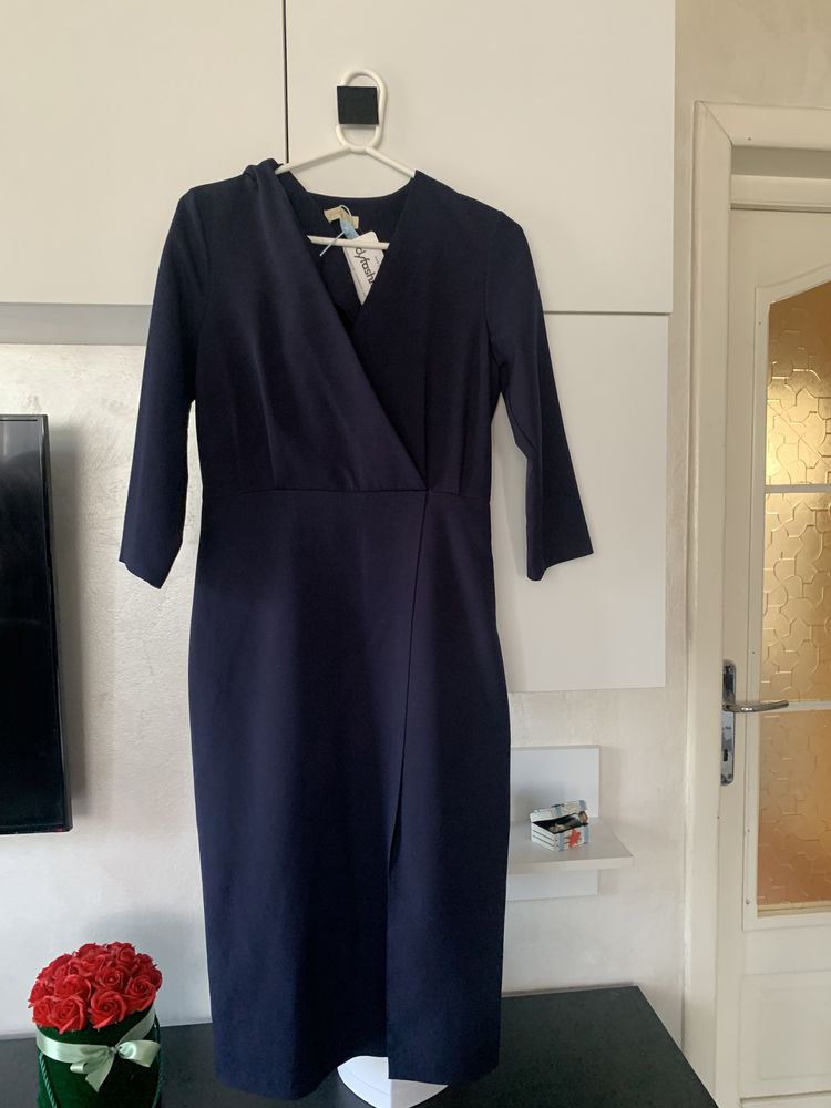 rochie albastru inchis