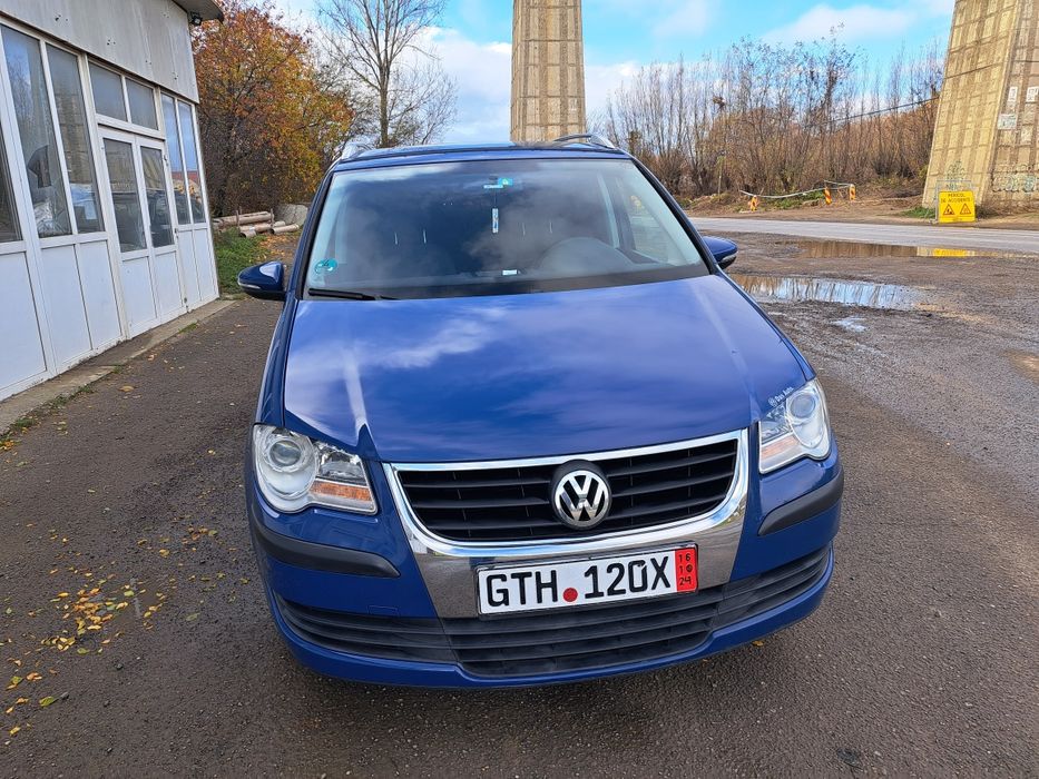 Vw touran 1.9 tdi 7 locuri  2010