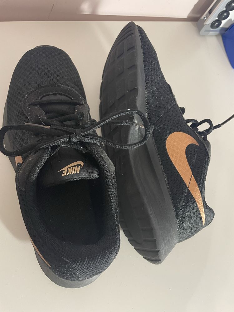 Маратонки- Calvin Klein Jeans, Nike