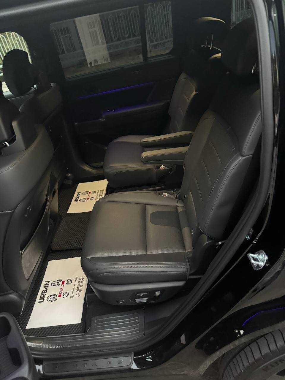 Hyundai Santa Fe 2025, 8500 km