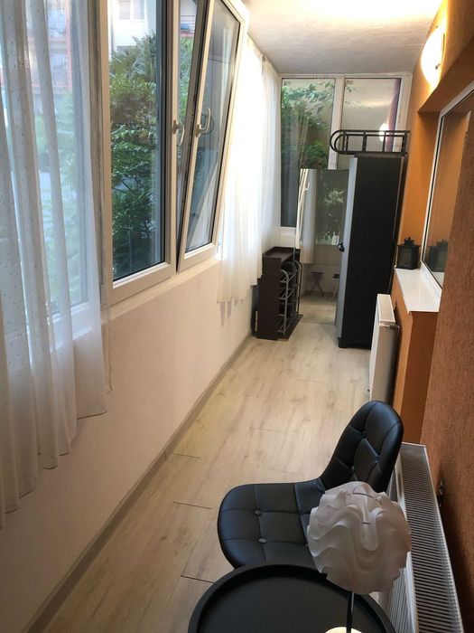 Apartament 38mp + 7mp balcon inchis, parcare, zona Vivo