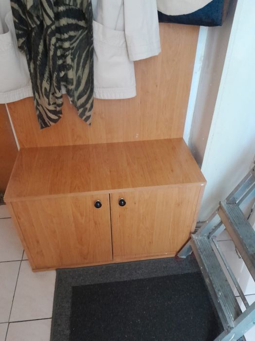 Vând mobila second-hand