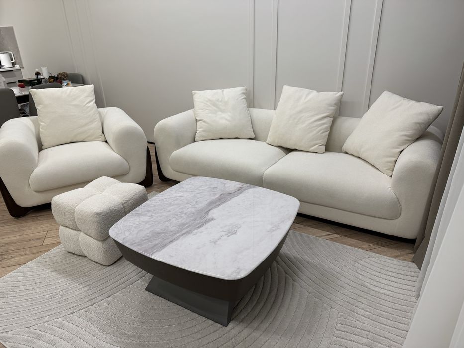 Продам диван с креслом