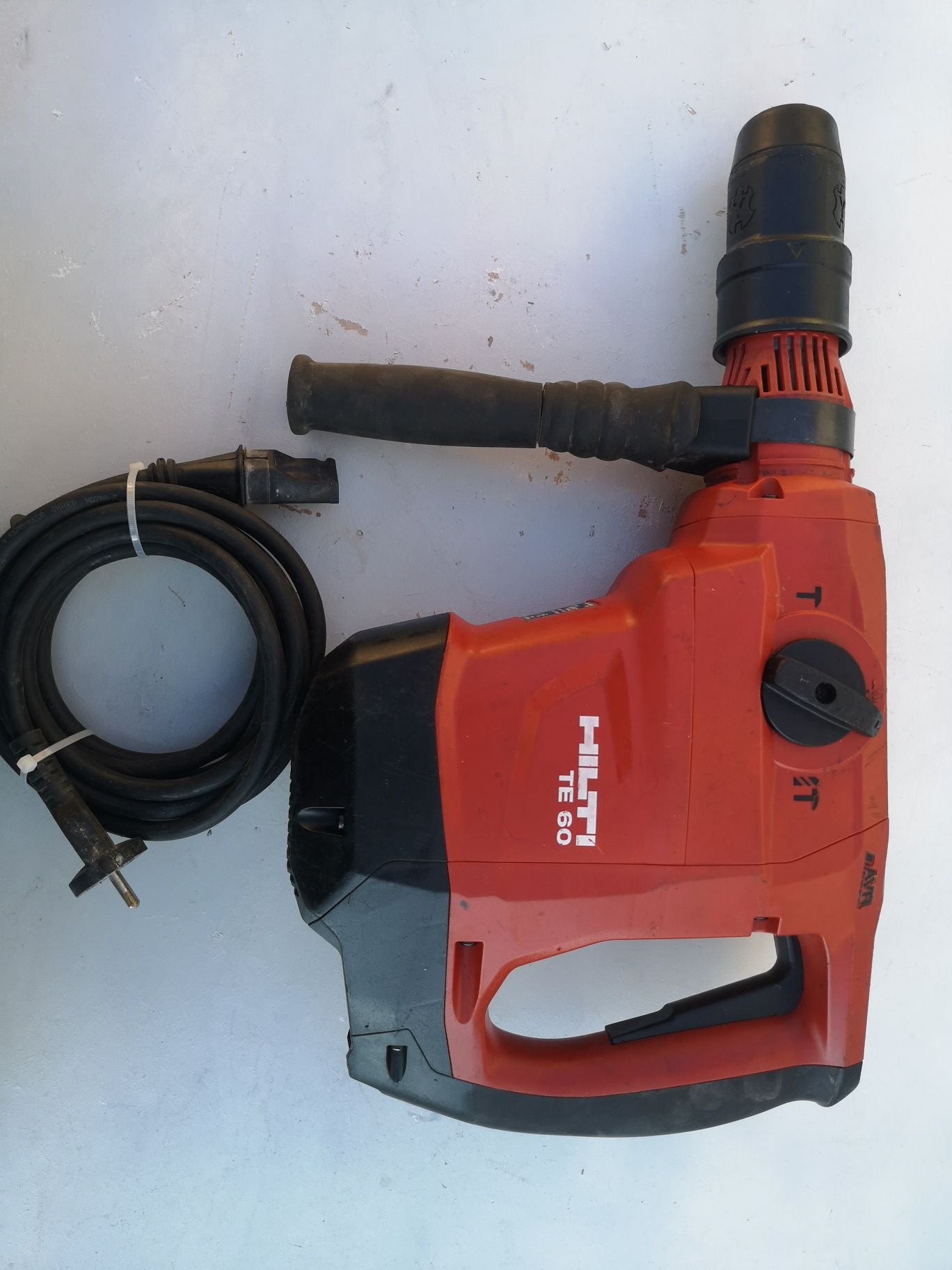 Rotopercutor HILTI TE 60 Avr Atc 07/2021