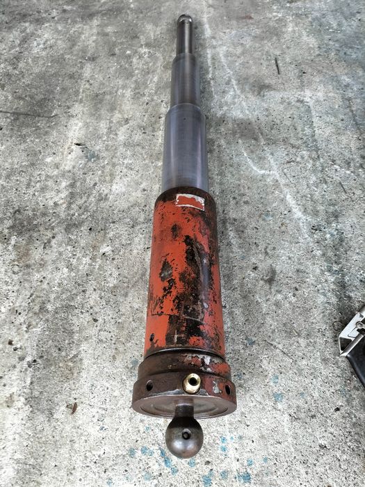 Cilindri hidraulici și basculare