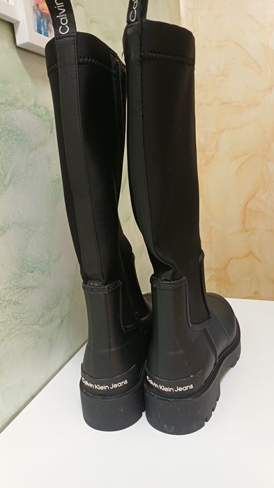 Calvin Klein нови ботуши