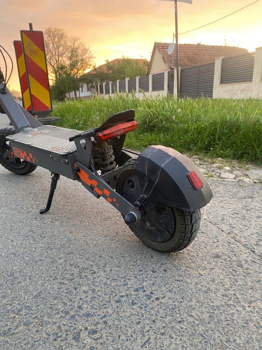 Trotineta electrica kukirin g2
