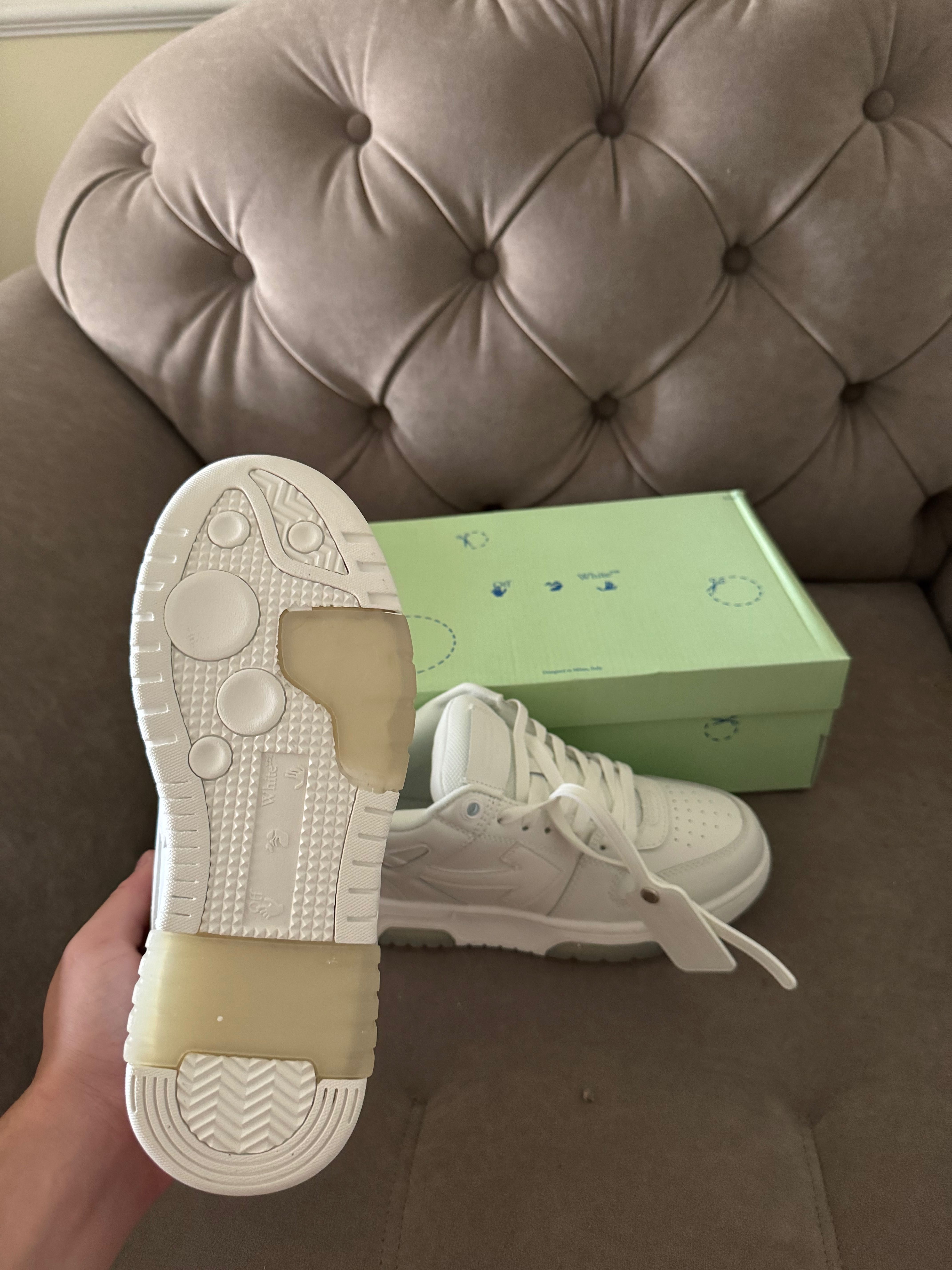 Off White “OOO” Sneakers Premium
