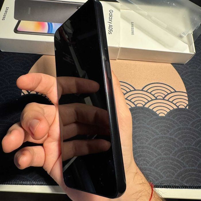 Samsung Galaxy A05s черен