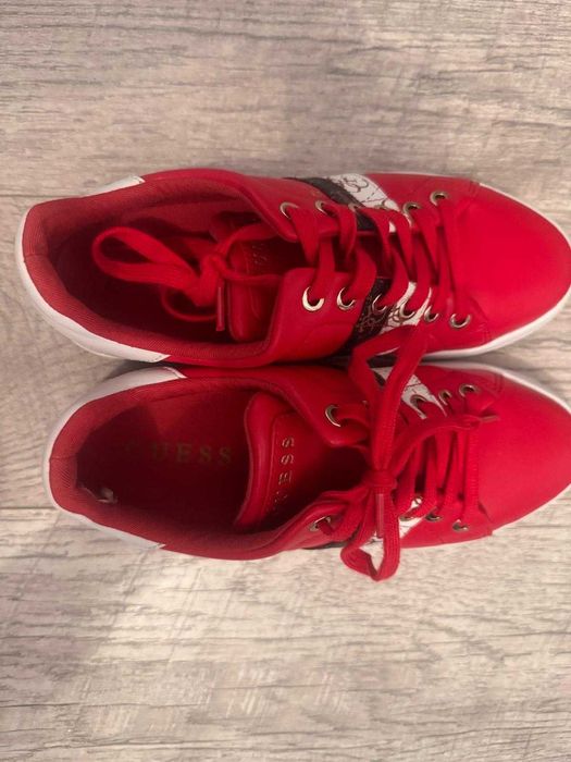 Sneakers Guess culoare rosie