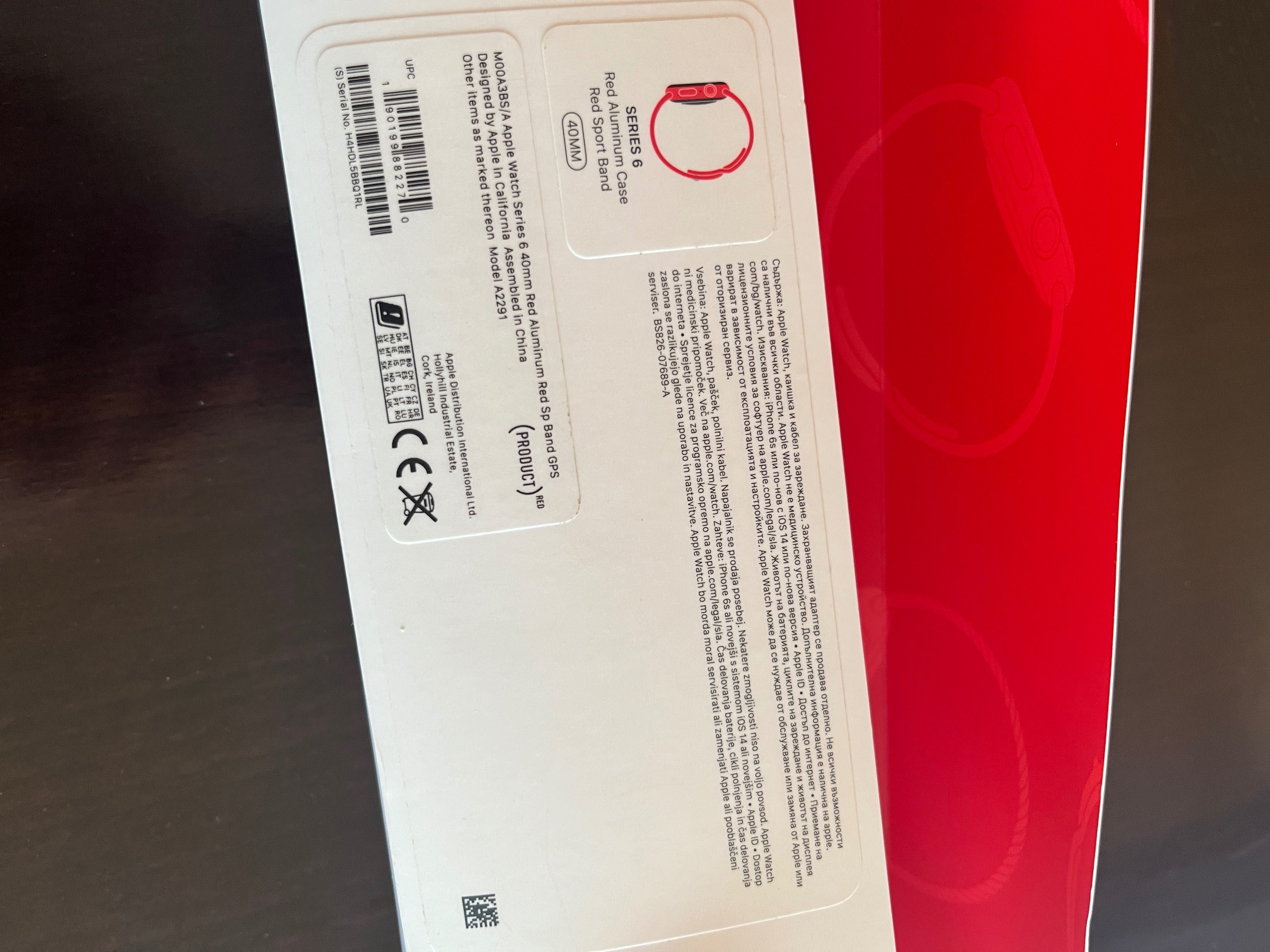 Apple Watch Series 6 (PRODUCT)RED