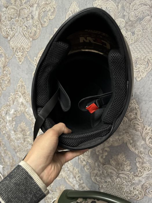 Шлем каска мото учун срочно яхши холатда