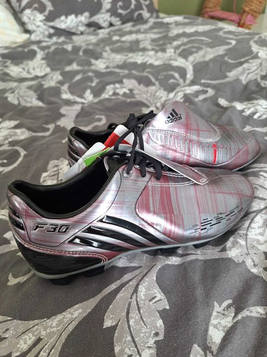 Ghete Adidas fotbal noi