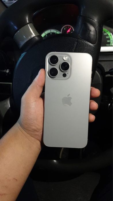 айфон 15 про макс 256 гб