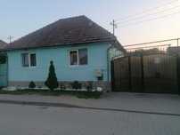 Casa de vânzare 500m toate utilitățile.