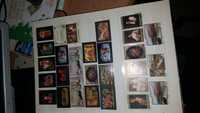 Stamp album cu timbre diferite tari.