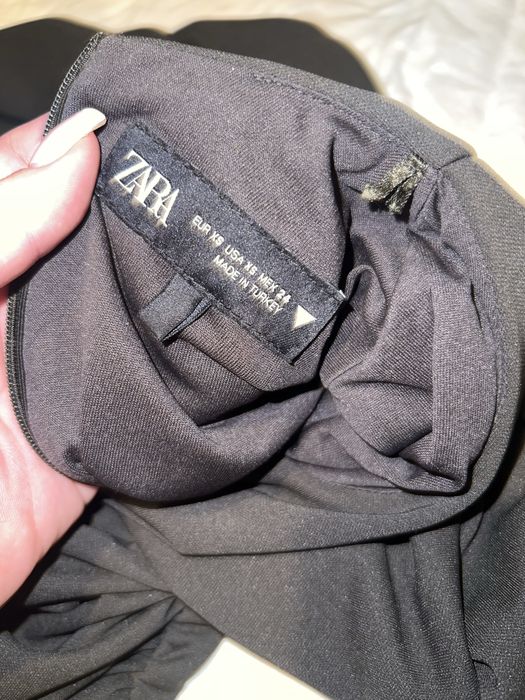 Рокля Zara XS размер.