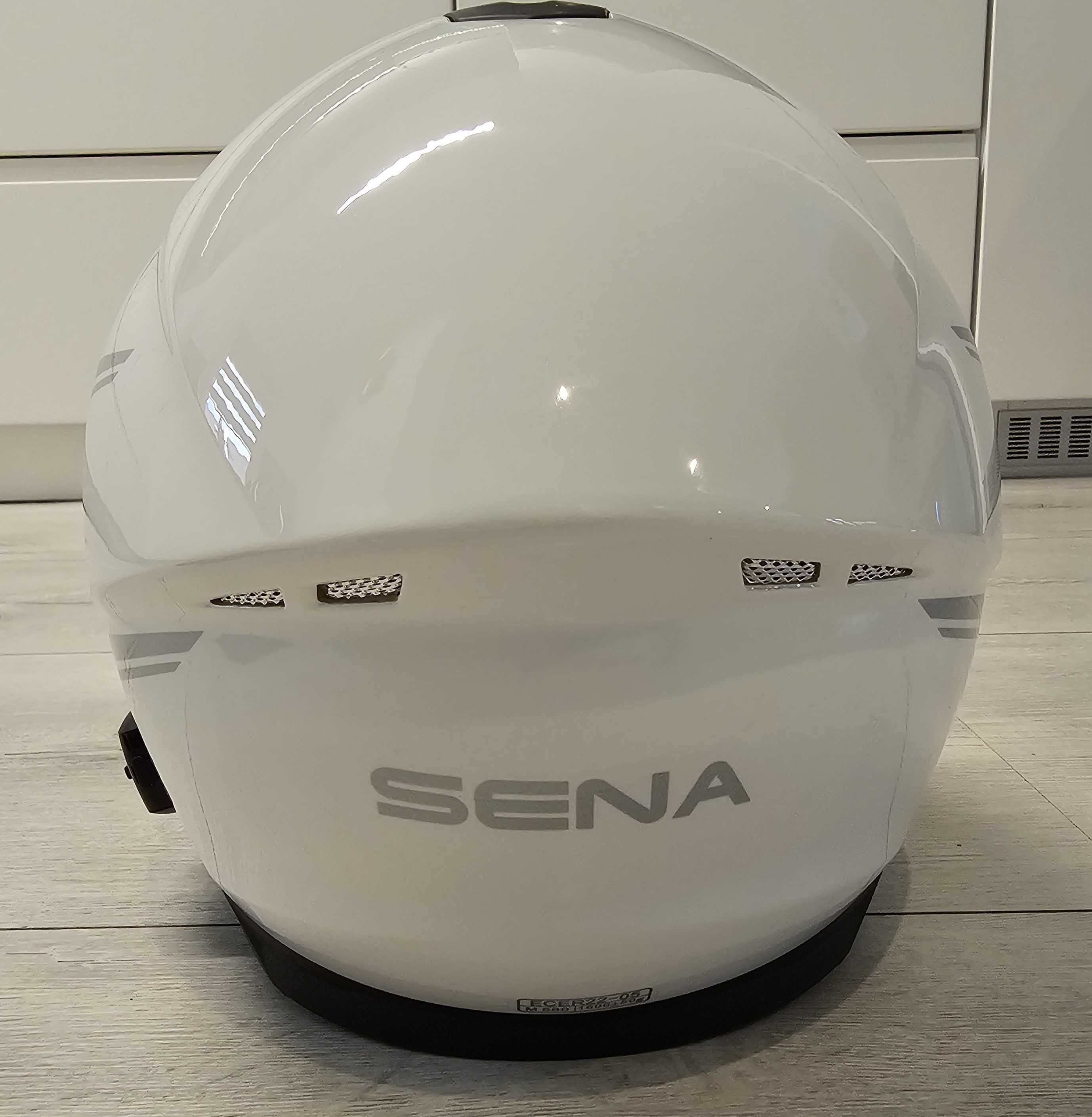 Casca moto SENA Outride (Martie 2024) cu intercom integrat