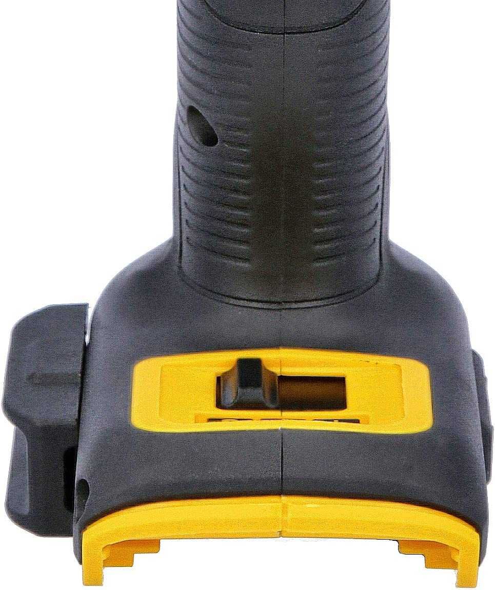 Dewalt Безчетков Ударен Импакт 18V 3 скорости 205Nm Батерия 5Аh Зарядн