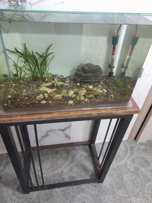 Аквариум с подставкой