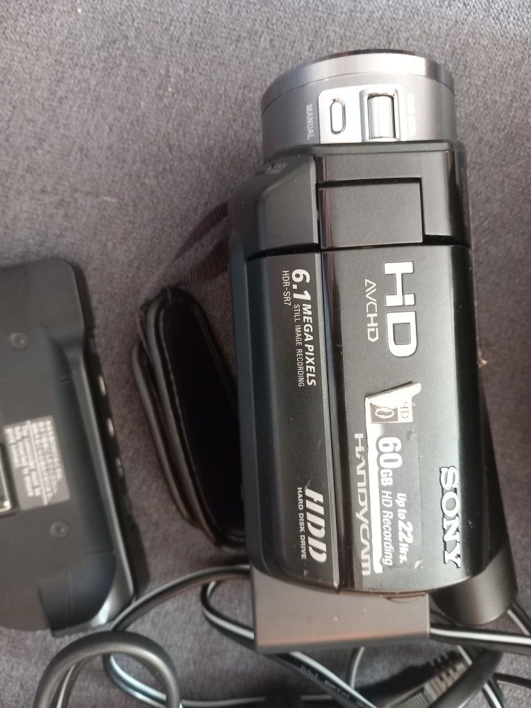 Sony HDR-SR7 видеокамера