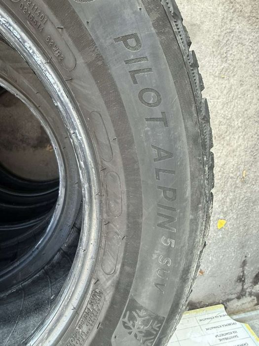 225/65/17 Michelin 4 бр