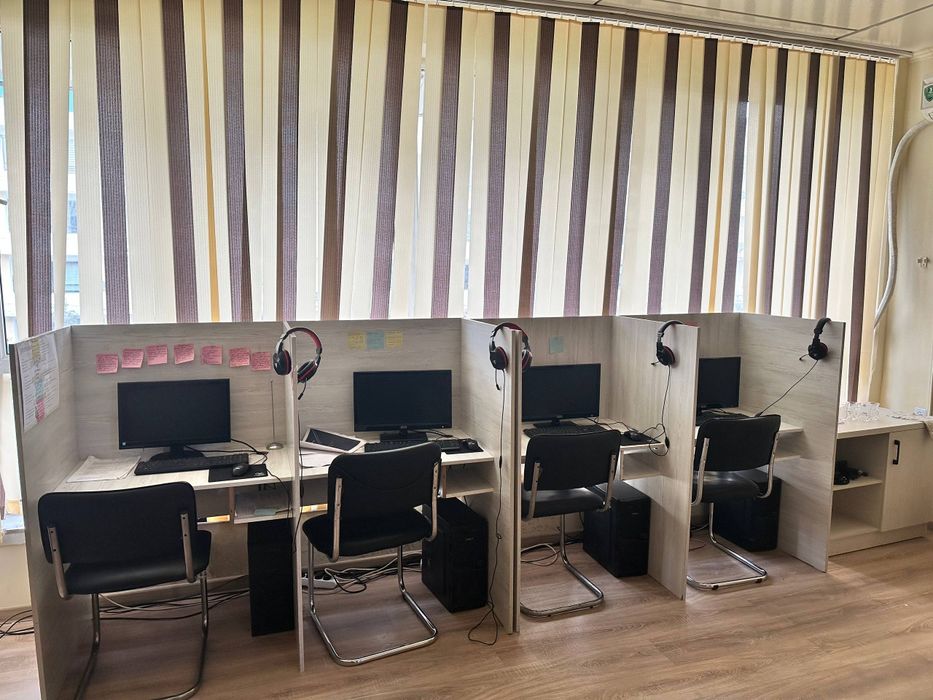 Call centr uchun stol stul va tayyor kompyuterlar