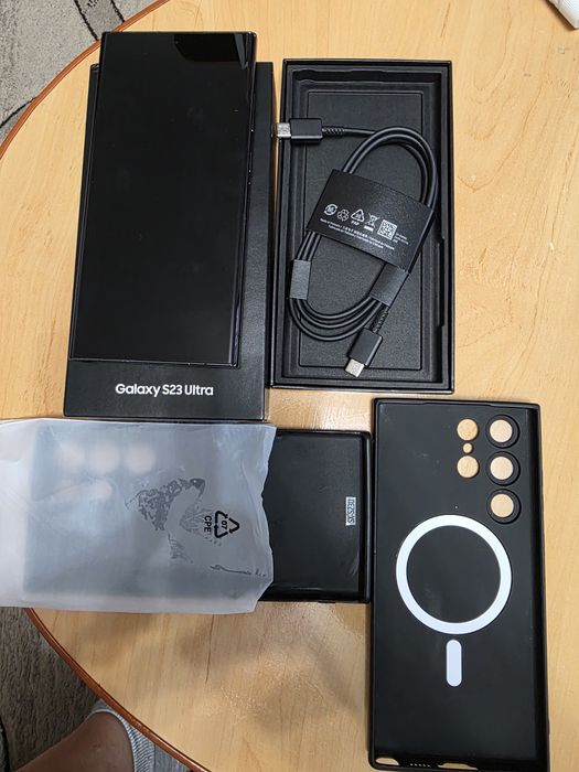 Vând Samsung s23 ultra