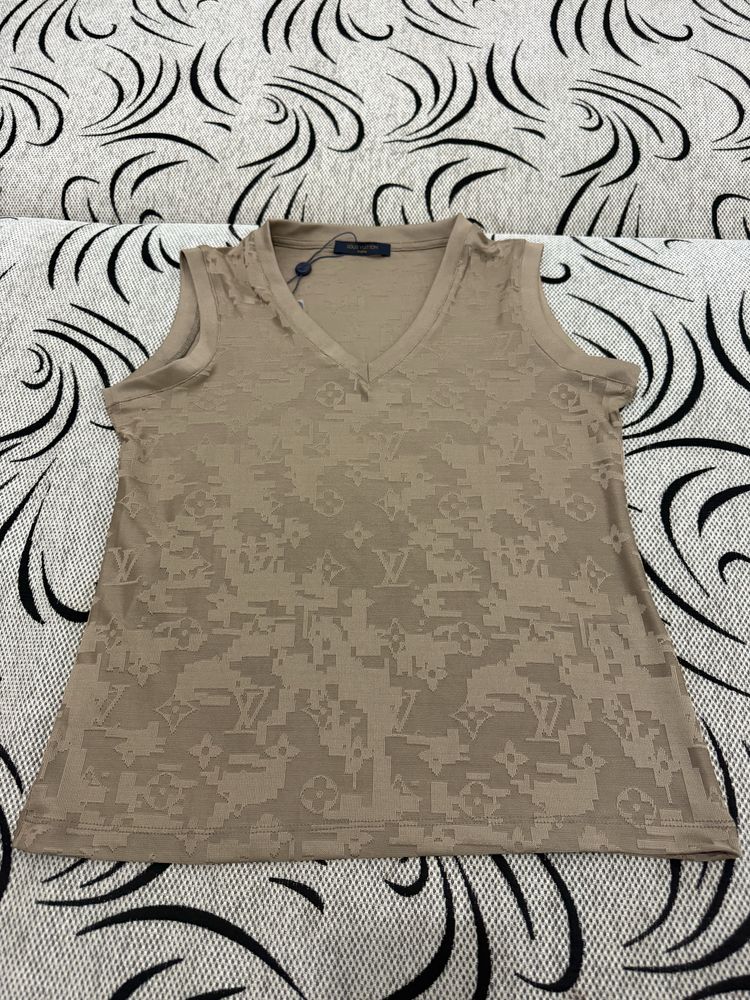 Tricou Femei Louis Vutton marimea M