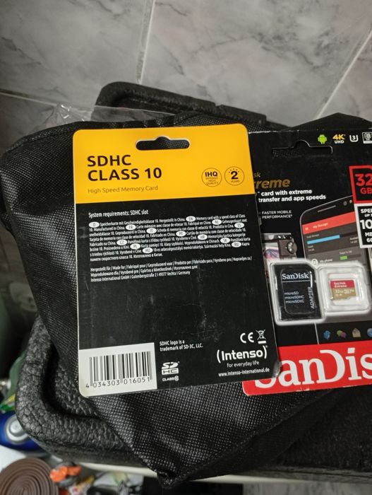 2 Carduri de memorie super oferta SanDisk Extreme 32GB.Original.Sigila