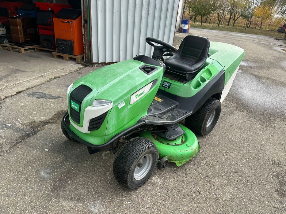 Tractoras tuns iarba viking 23cp