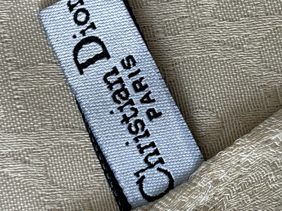 Копринен марков шал Dior