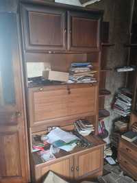Шкафы для вещей и книг