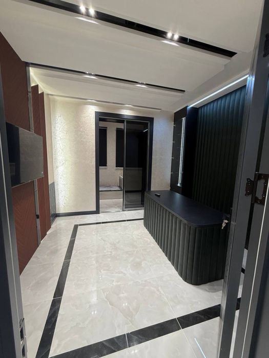 Шота Руставели евро нежилое помещение 100кв.м первая линия с арендатор