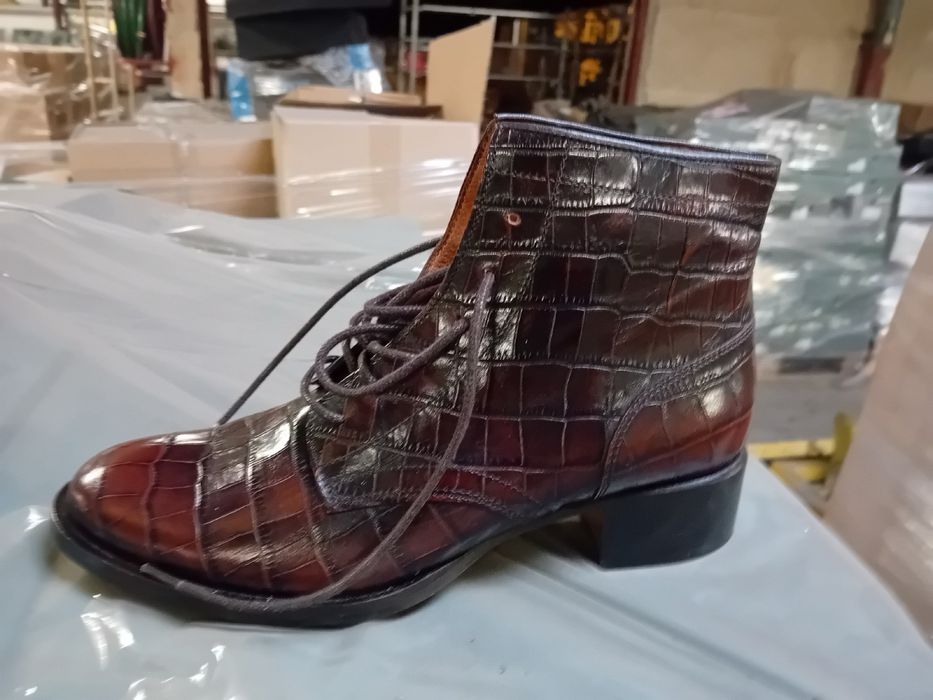 Loturi incaltaminte din piele - brand Minelli Paris