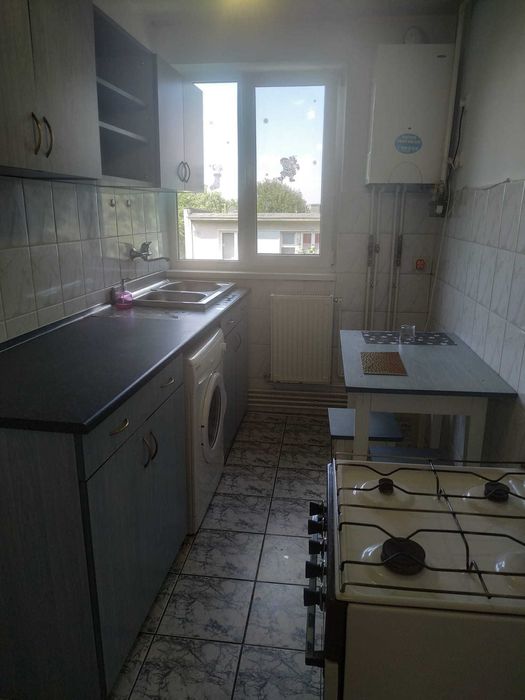 Apartament practic, plin de lumina în zona UMF, Str. Argeșului