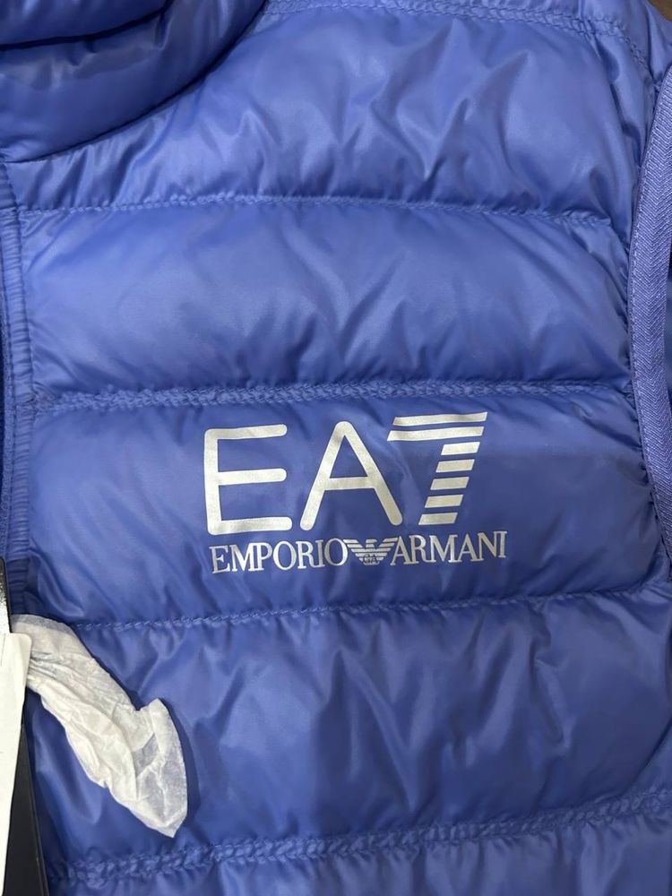 Оригинална грейка на Еmporio Armani EA7